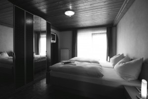 Schlafzimmer-1_sw